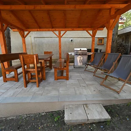 U Starej Mamy - Na Tokaji * Mala Trna