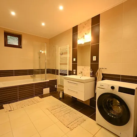 U Starej Mamy - Na Tokaji *